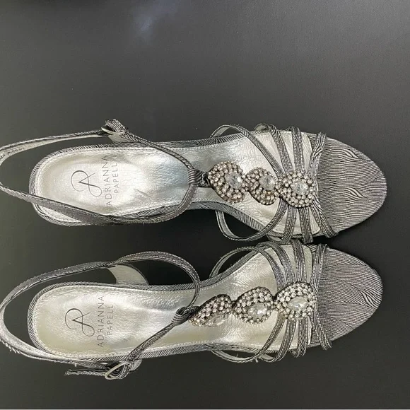 Adrianna Papell heels - Picture 8 of 10